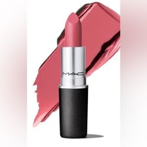 ~”Get The Hint” rare Matte MAC